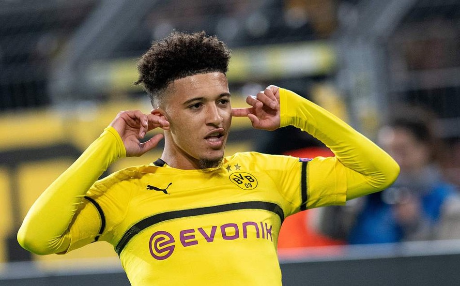  多特蒙德青训小将梅开二度惊艳全场观众  